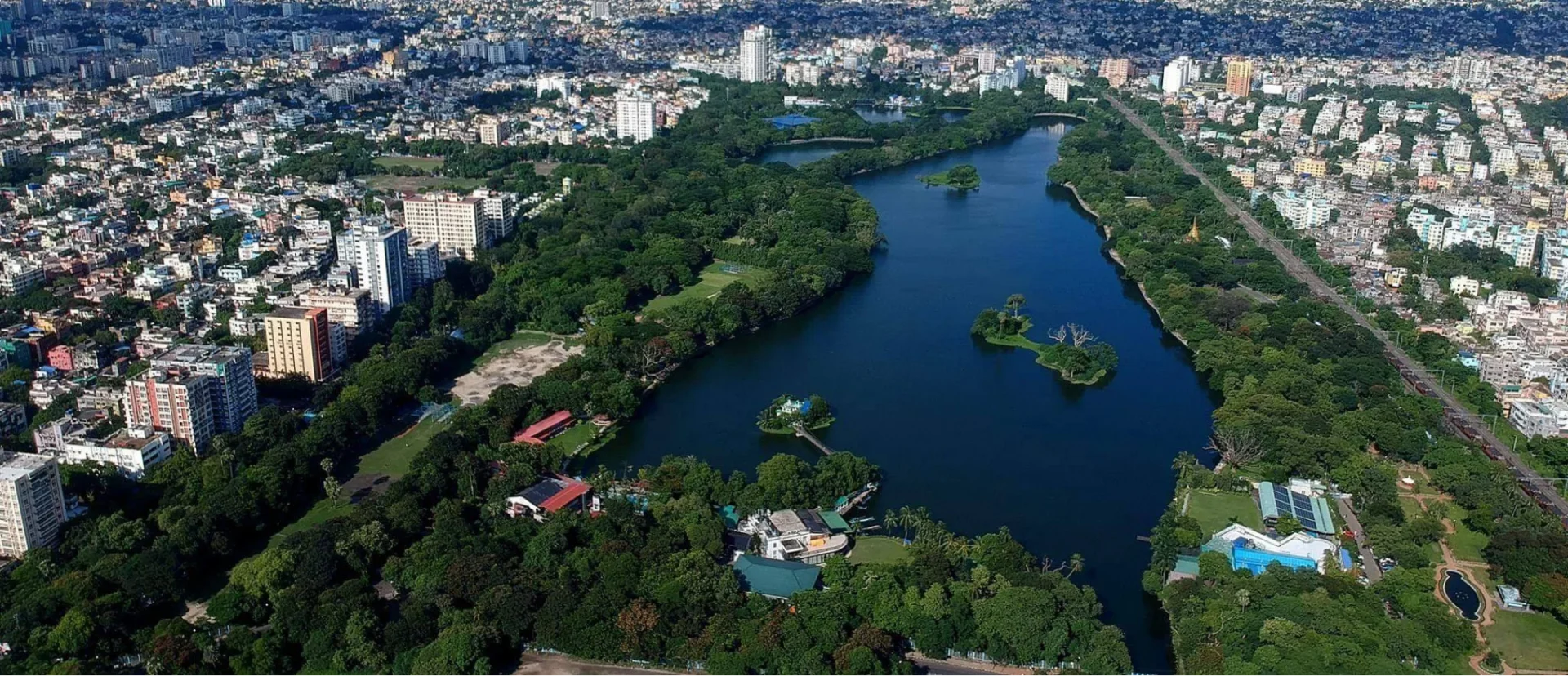 Rabindra Sarovar – The lungs of South Kolkata bangla